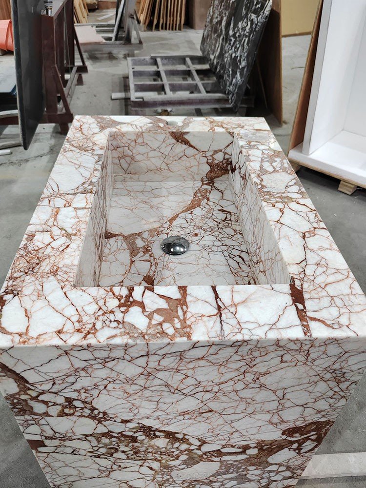 Burberry red marble basin