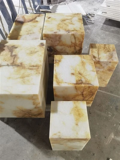 پایه سنگ مرمر اونیکس طلایی